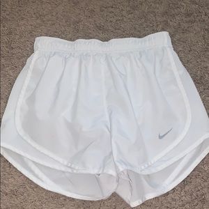 White nike shorts